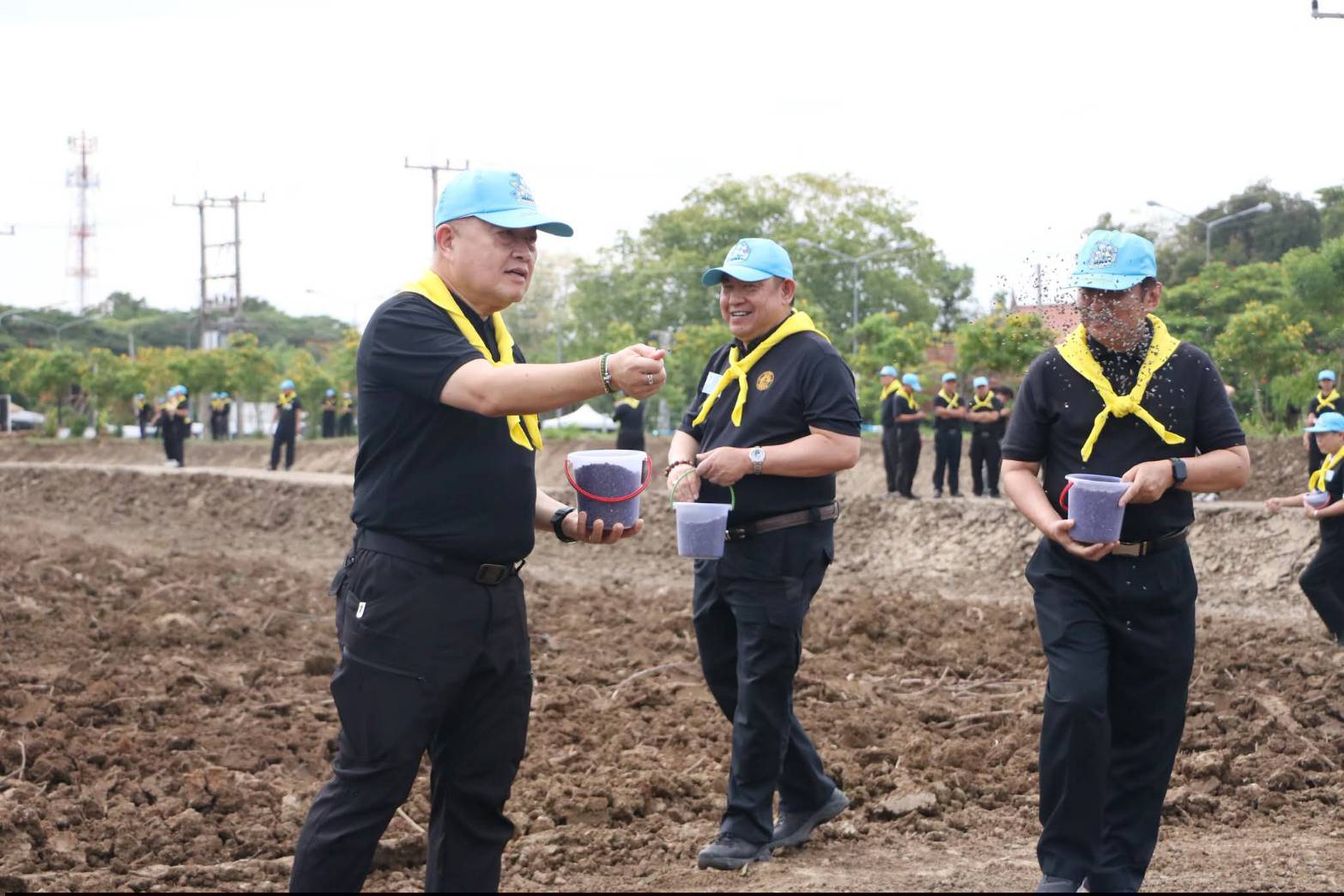 title - ส.ป.ก. ร่วมกิจกรรมโครงการจิตอาสาพัฒนาด้านการเกษตร กษ. เฉลิมพระเกียรติสมเด็จพระนางเจ้าฯ พระบรมราชินี เนื่องในโอกาสมหามงคลเฉลิมพระชนมพรรษา 4 รอบ 3 มิถุนายน 2569 ณ ศูนย์ส่งเสริมและพัฒนาอาชีพเสริมนอกภาคการเกษตร (ศูนย์ศิลปาชพบางไทรฯ เดิม)